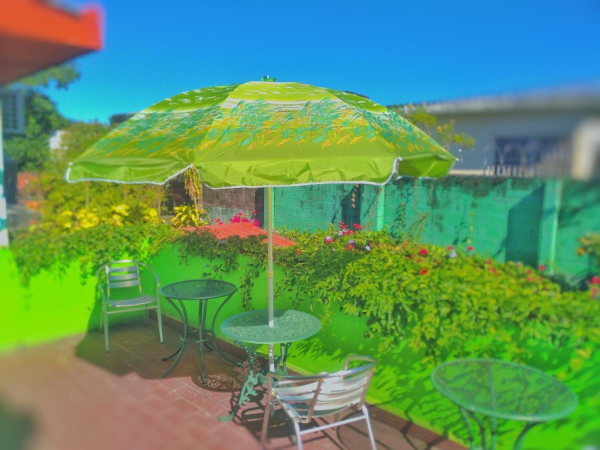 Hotel Oasis San Salvador Exteriér fotografie