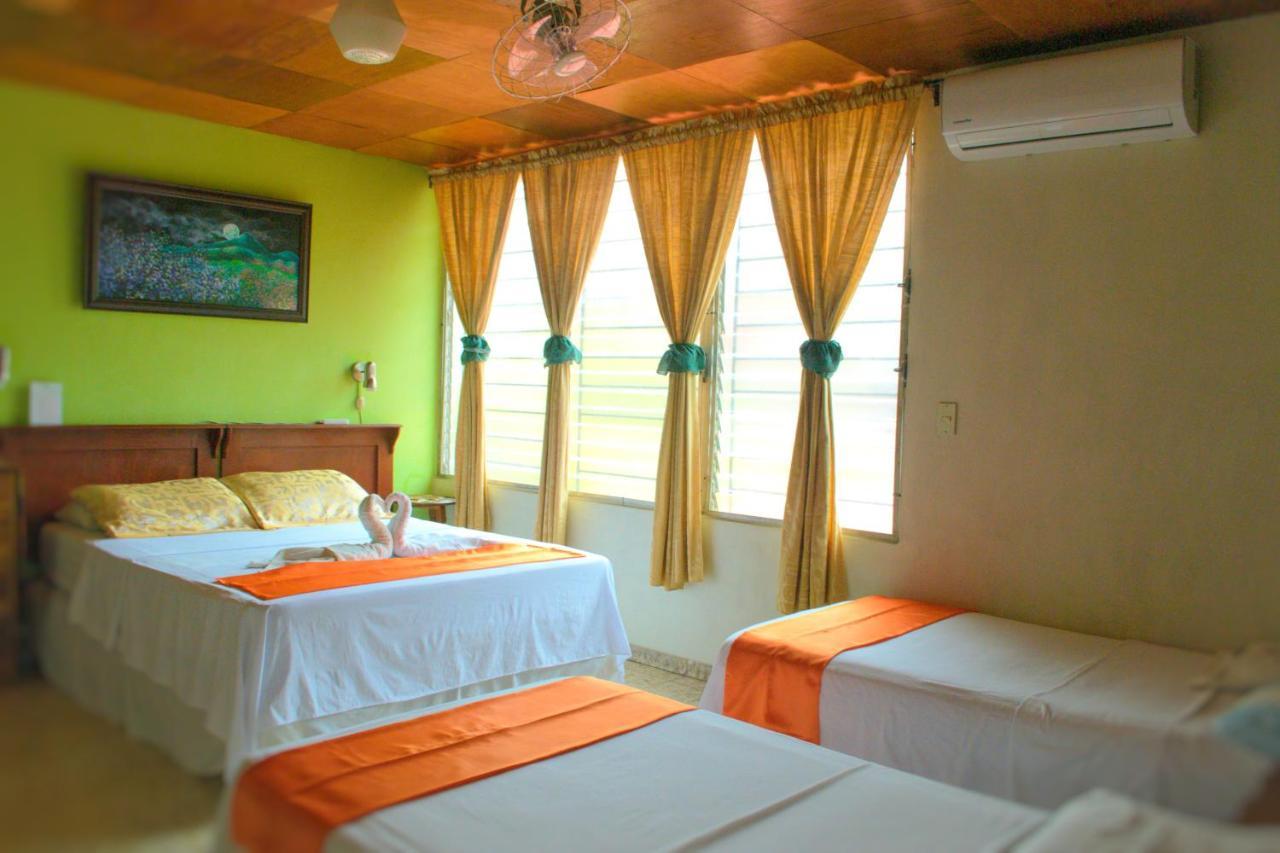 Hotel Oasis San Salvador Exteriér fotografie